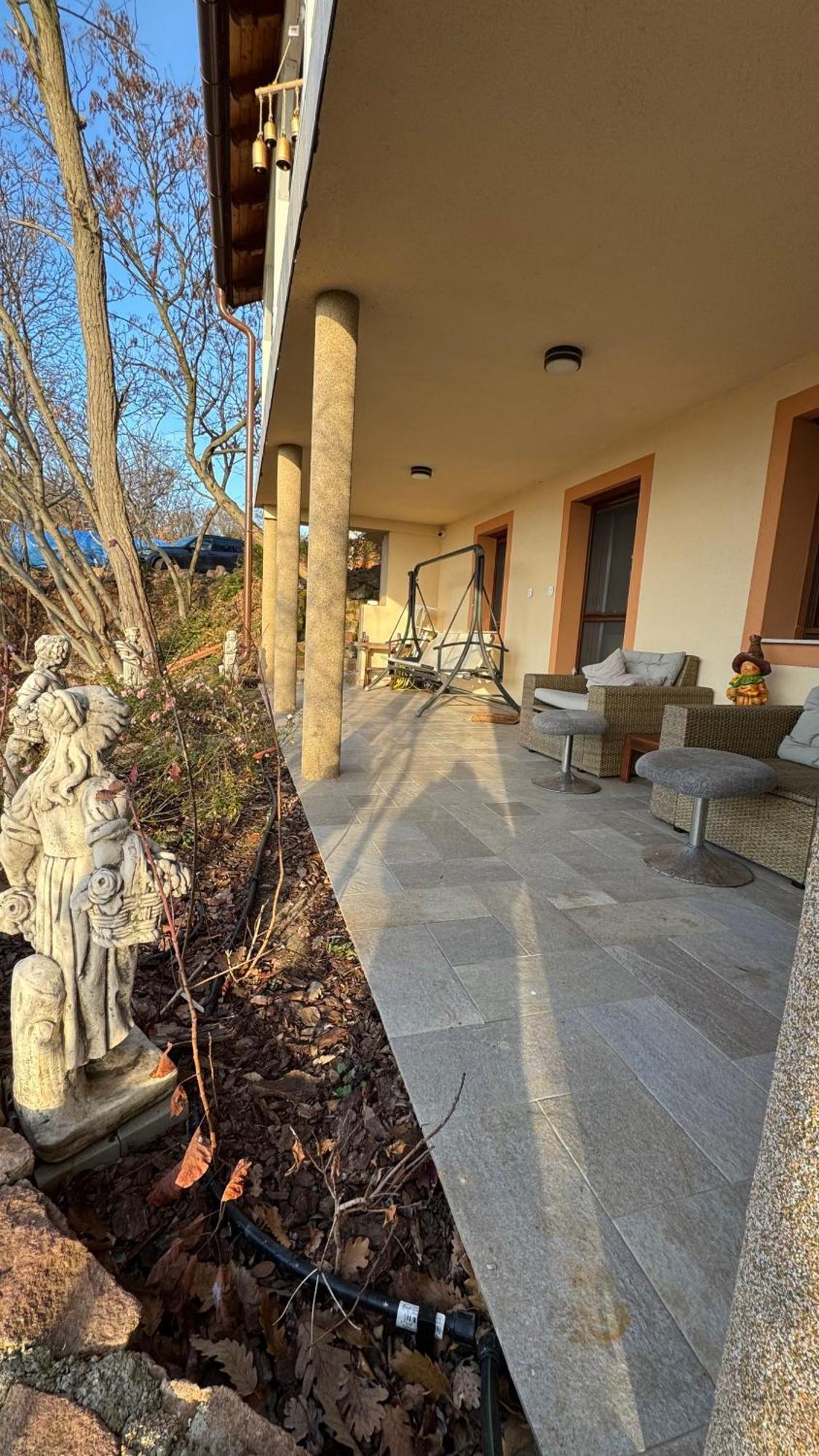 Red Stone Palkoeve 200m A Balaton Parttol Kilatassal Appartement Kovagoors