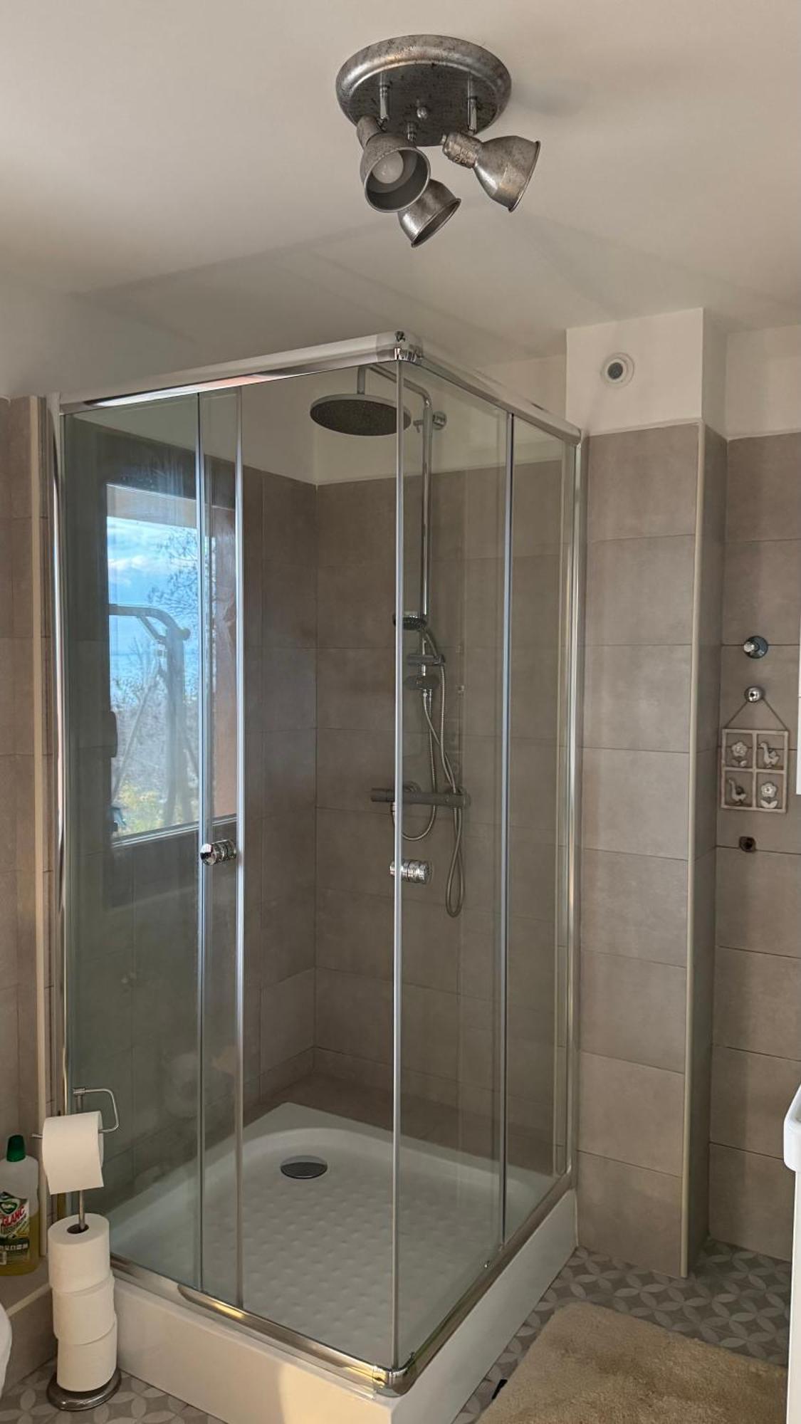 Red Stone Palkoeve 200m A Balaton Parttol Kilatassal Appartement